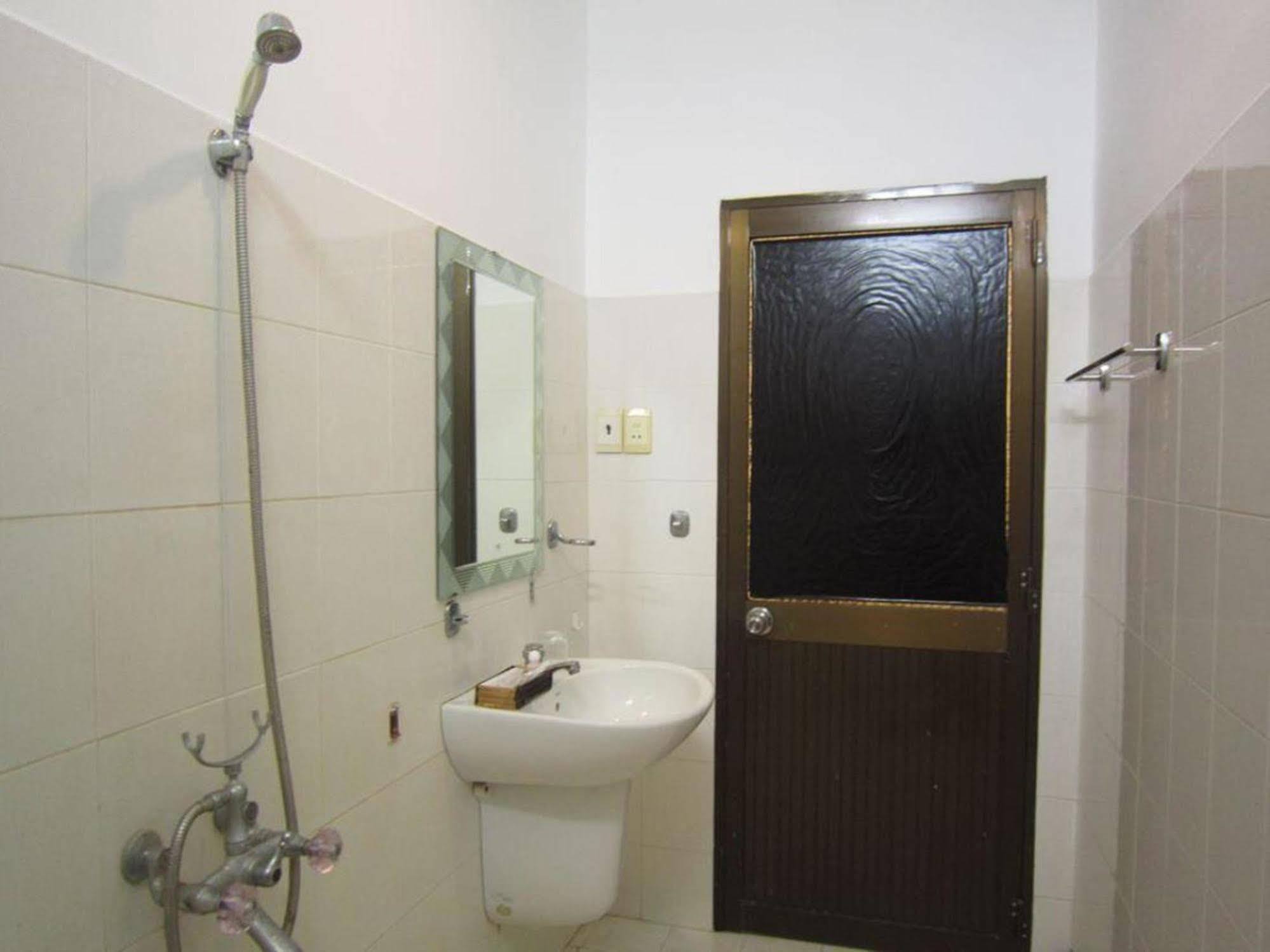 Reddoorz @ Pham Ngu Lao Street 3 Hotel Ho Si Minh-város Kültér fotó